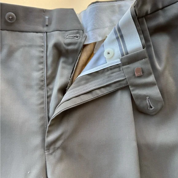 Pants 100% wool Sz 34 Old Money Office Business Outdoors Trails
Comfort Casual - Picture 6 of 7